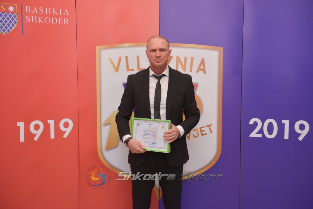 ‘Trajner i shekullit’, Artan Kalaja: Krenar që i kam shërbyer për 30 vjet Vllaznisë