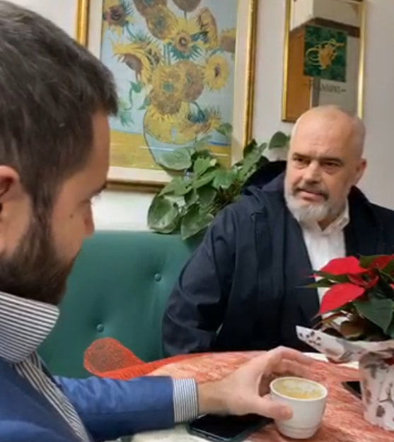 Rama në Itali para intervistës në “Porta a Porta” flet me Fugën për ndihmat nga tërmeti e takon kamerierin shqiptar