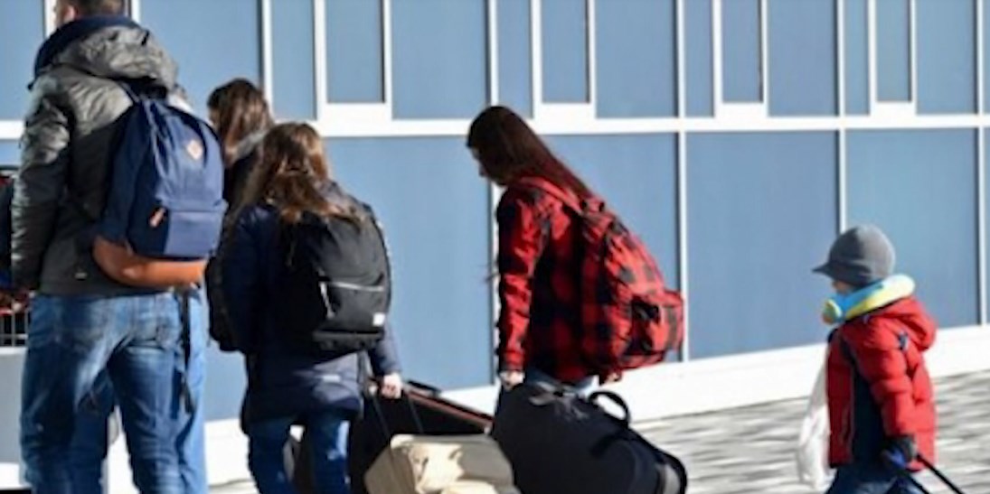 Shqiptarët po ikin, rritet numri i lejeve të qëndrimit në Itali, Greqi e Gjermani
