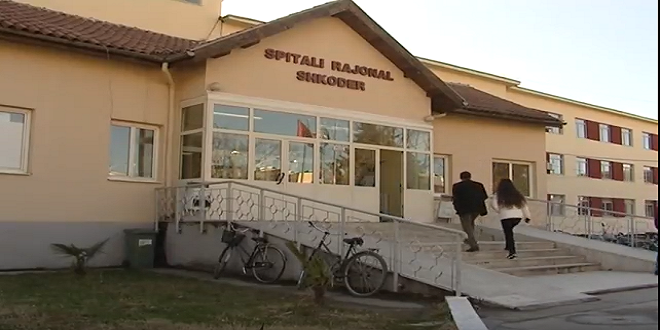 Spitali i  Shkodrës përballon edhe pacientët nga Lezha e Laçi