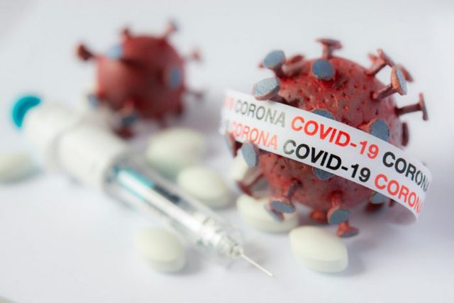 Tre veprimet e thjeshta që mund të ndalojnë përhapjen e koronavirusit, CNN publikon studimin e fundit