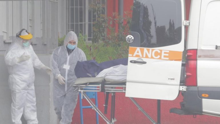 90 raste të reja në Shqipëri, rritet numri i viktimave nga koronavirusi
