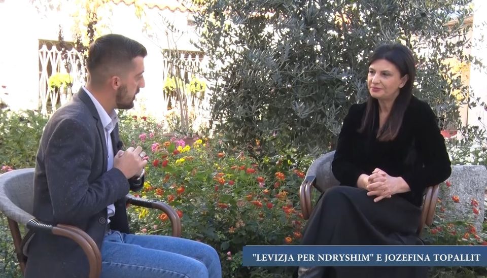 Jozefina Topalli intervistohet ne Shkoder, flet mbi angazhimin dhe objektivat ne 25 prill