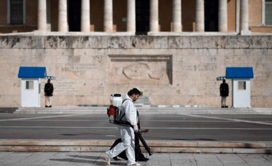 Greqia hyn në bllokimin më të rreptë për një javë dyshohet se ka mbërritur varianti britanik i Covid