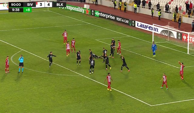 Ballkani i Ilir Dajës shkruan përsëri historinë, fiton në Turqi në një ndeshje të çmendur me shtatë gola