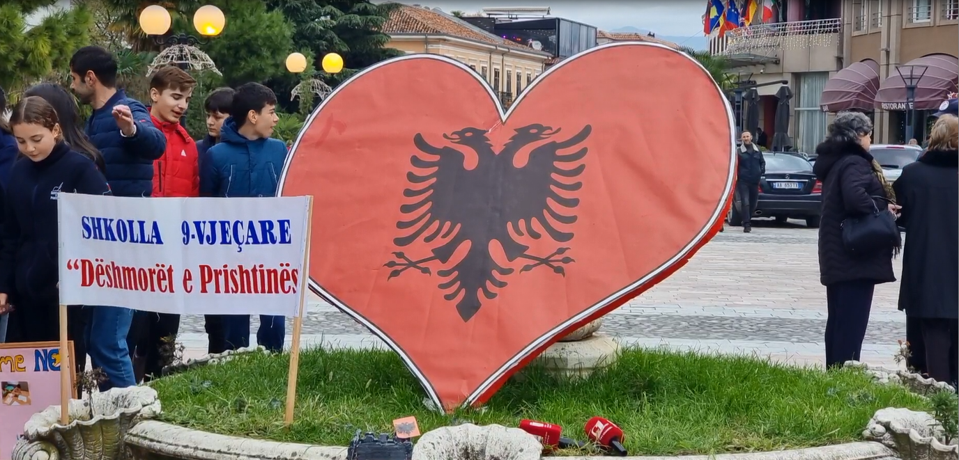 “Yjet janë në Tokë”/ Kadija: Më shumë mbështetje për këta fëmijë