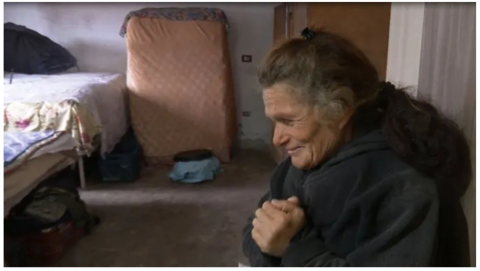 55- vjeçarja në varfëri ekstreme/ Aishja jeton vetëm me një ndihmë ekonomike…
