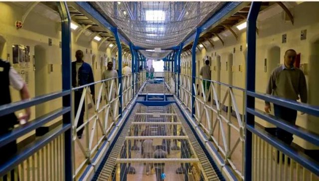 “SKY” është përdorur nga qelitë, SPAK merr në dorë një volum bisedash të bosëve të krimit që vuajnë dënimin në burgje