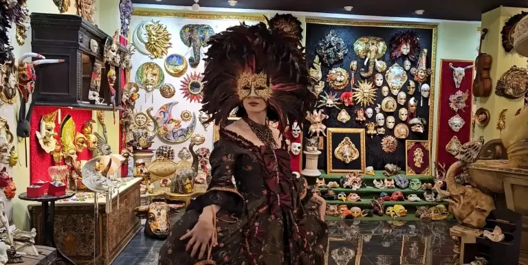 Maskat Veneciane, krenari “Made in Albania”/ Maskat e prodhuara në Shkodër janë nga më të veçantat në të gjithë botën