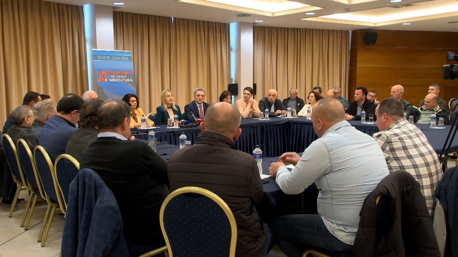 Zonat e mbrojtura, Rithemelimi tryezë diskutimi në Shkodër, Zhupa: Ligjin do ta çojmë në Kushtetuese!
