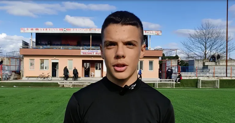 Rei Shpuza, portieri i së ardhmes, 14 vjeçari vazhdon traditën e babait të tij, ish- portierit, Ali Shpuza