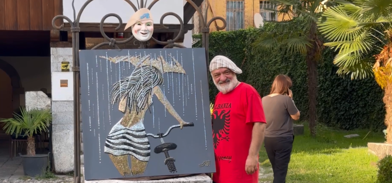 Mozaiku “n ‘Shkodër”/Mjeshtri Saimir Strati ka realizuar një vepër arti me motivet e Shkodrës