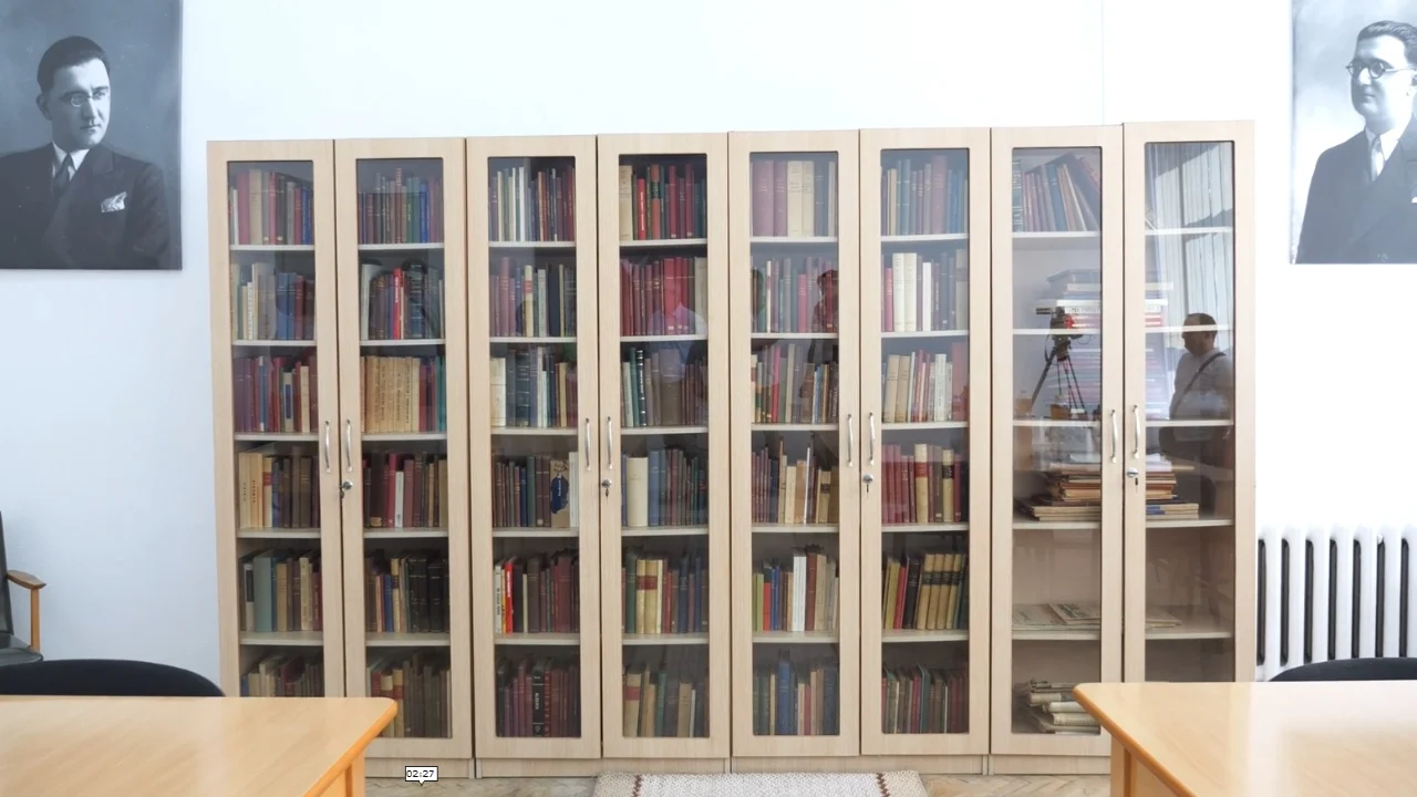“Ernest Koliqi, kthehet në shtëpi”, 500 libra të shkrimtarit vendosen në pavionin e veçantë në bibliotekën e Shkodrës
