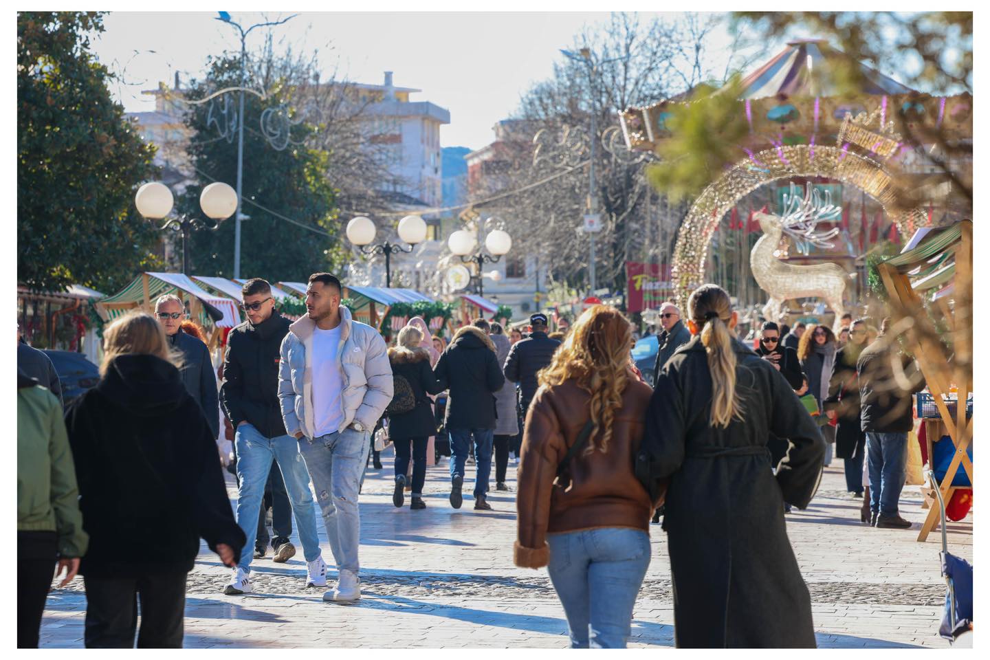 Qytetet ku njerëzit ecin më shumë, Shkodra dhe Peja në top 10