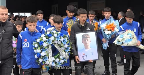 Përcillet për në banesën e fundit futbollisti 13 vjeçar Fabian Shpati