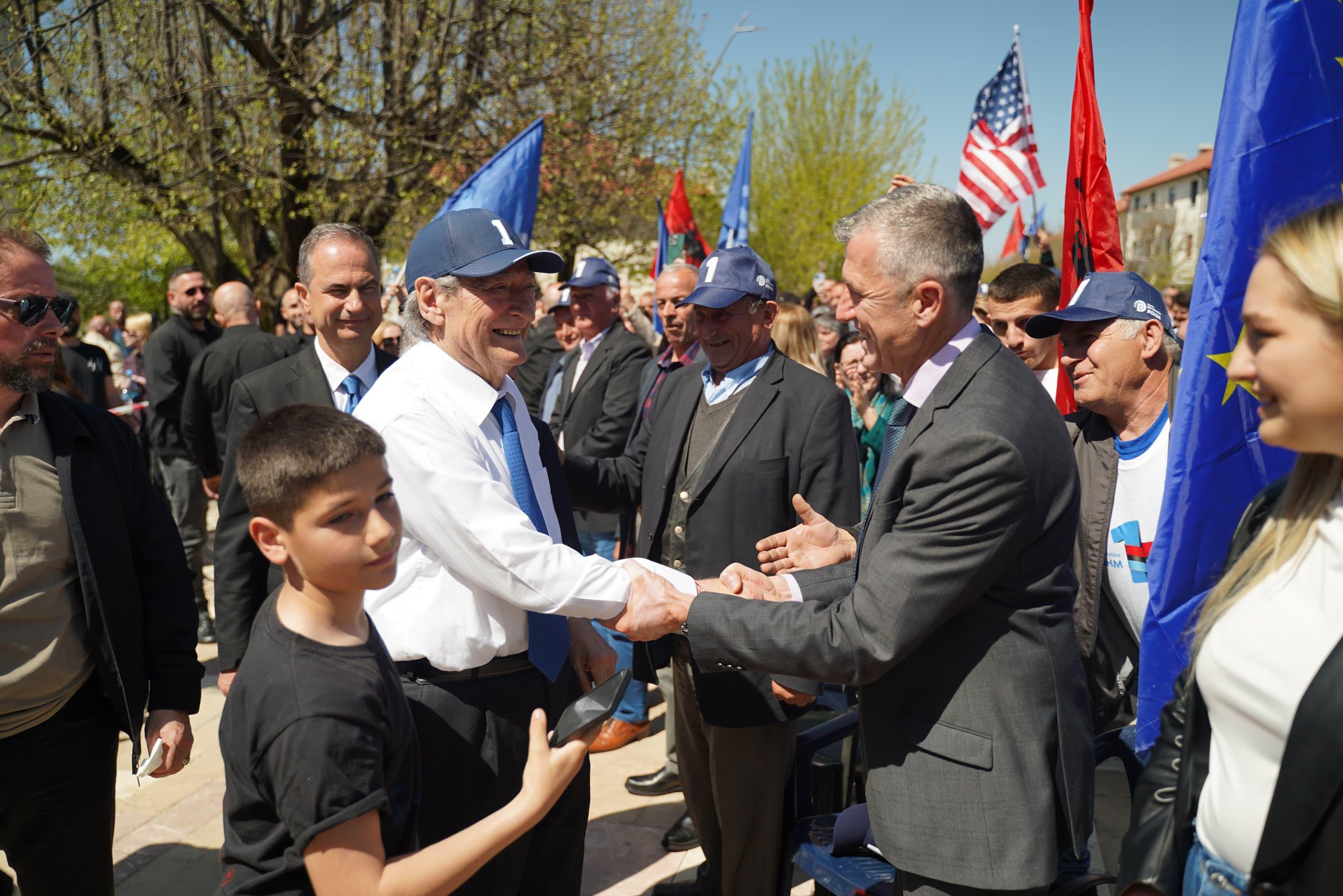 FOTO / Kliti Hoti : Puka e sigurt për fitoren e Partisë Demokratike!