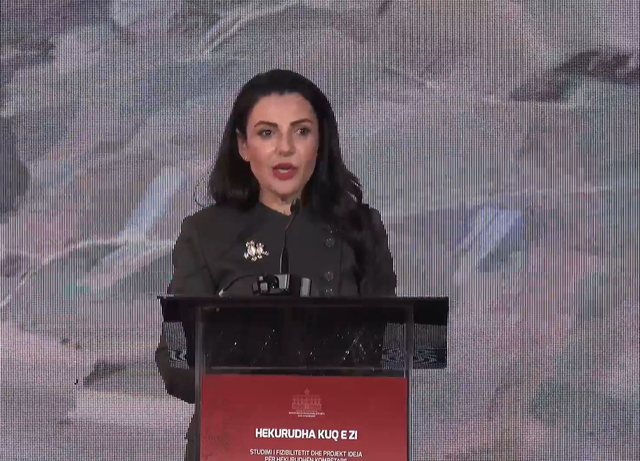 Prezantimi i studimit të fizibilitetit për hekurudhën Durrës-Prishtinë, Balluku: Moment historik për Shqipërinë! Hekurudha do të lidhet me Korridorin VIII dhe X