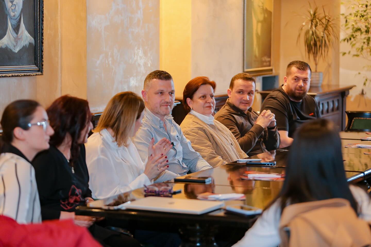 Besmir Lesha:🤝 Me farmacistët e Shkodrës – Zëra që frymëzojnë dhe i shërbejnë komunitetin